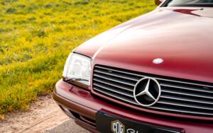 Image 11/47 of Mercedes-Benz SL 280 (1996)