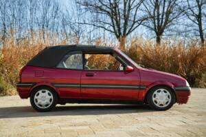 Immagine 4/50 di Rover 100 Cabriolet (1994)