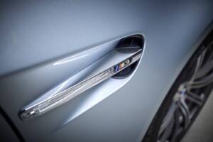 Image 40/100 of BMW M3 (2006)