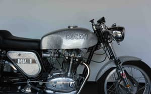 Image 62/64 of Ducati 350 Desmo (1971)
