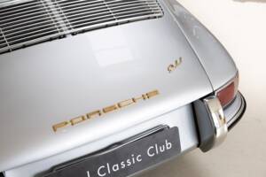 Image 32/34 of Porsche 911 2.0 S (1966)