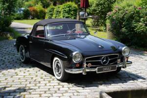 Image 5/16 de Mercedes-Benz 190 SL (1963)