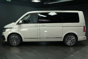 Image 3/50 of Volkswagen T6 Multivan 2.0 TDI (2020)