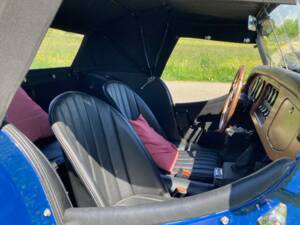 Bild 7/9 von Morgan Plus 8 (1985)