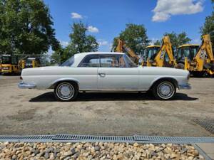 Image 5/8 of Mercedes-Benz 250 SE (1965)