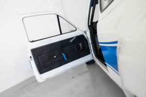 Image 9/47 de Ford Escort RS 2000 (1975)