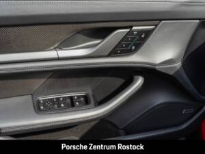 Afbeelding 7/30 van Porsche Taycan Turbo S Sport Turismo (2022)