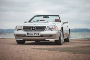 Immagine 14/42 di Mercedes-Benz SL 320 (1995)
