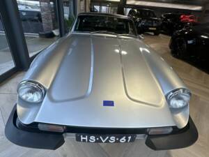 Image 4/8 of TVR 3000 M (1977)