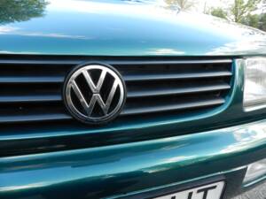 Bild 13/40 von Volkswagen Passat 2.0 (1995)