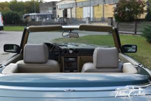 Image 67/75 de Mercedes-Benz 560 SL (1986)