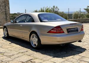 Bild 11/29 von Mercedes-Benz CL 500 (2002)
