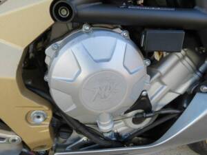 Bild 23/45 von MV Agusta F3 675 Serie Oro (2012)