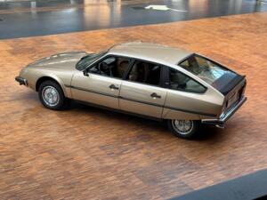 Immagine 18/43 di Citroën CX 2400 GTi (1982)