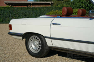 Bild 37/50 von Mercedes-Benz 380 SL (1982)