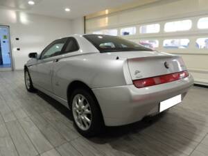Bild 3/15 von Alfa Romeo GTV 2.0 JTS (2004)