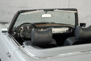 Image 18/50 de Mercedes-Benz 280 SL (1970)