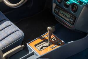 Imagen 67/69 de Mercedes-Benz 190 E (1988)