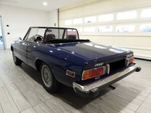 Imagen 3/15 de Alfa Romeo 2000 Spider Veloce (1974)