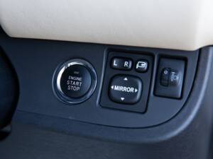 Bild 90/95 von Aston Martin Cygnet (2012)