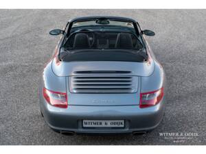 Bild 28/37 von Porsche 911 Carrera (2006)