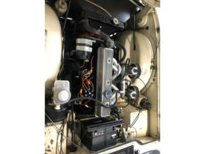 Immagine 21/23 di Triumph TR 6 PI (1974)