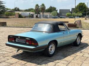 Bild 15/22 von Alfa Romeo 1.6 Spider (1983)