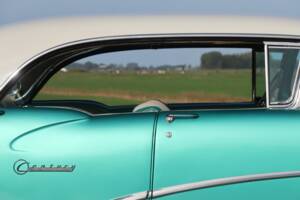 Image 18/50 of Buick 60 Century Riviera (1955)