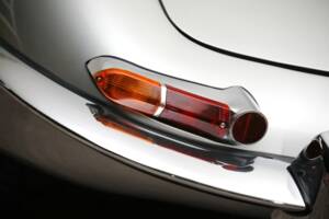 Afbeelding 20/27 van Jaguar E-Type 4.2 (1966)