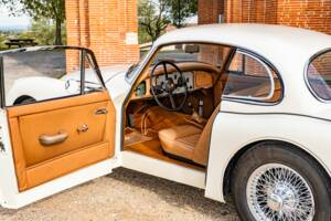 Bild 43/100 von Jaguar XK 150 DHC (1959)