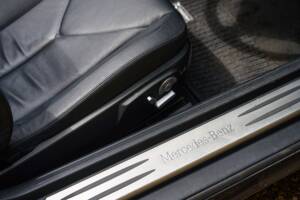 Image 34/50 of Mercedes-Benz SLK 350 (2004)