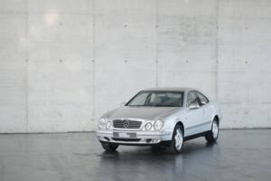 Bild 2/50 von Mercedes-Benz CLK 230 Kompressor (1999)