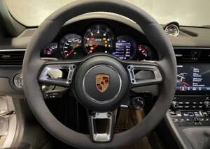 Bild 4/6 von Porsche 911 Carrera GTS (2018)