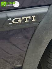 Image 29/31 de Volkswagen Golf III 2.0 16V GTI (1995)