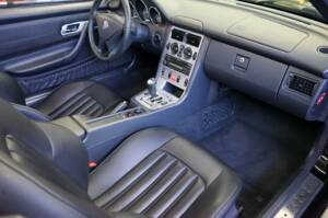 Image 23/48 of Mercedes-Benz SLK 230 Kompressor (2003)