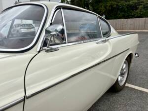 Bild 24/46 von Volvo 1800 S (1967)