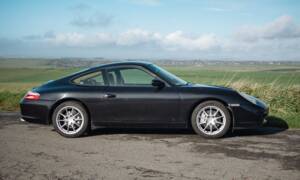 Image 2/50 of Porsche 911 Carrera 4 (2001)
