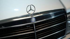 Bild 23/32 von Mercedes-Benz 190 E 1.8 (1991)