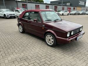 Bild 5/18 von Volkswagen Golf I Cabrio 1.8 (1993)