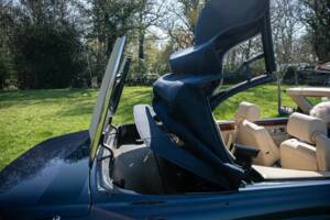 Image 48/50 of Bentley Azure Mulliner (1996)