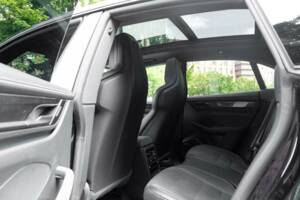 Image 6/13 of Porsche Macan GTS (2026)