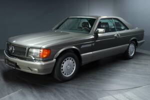 Image 30/30 of Mercedes-Benz 560 SEC (1988)