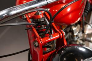 Imagen 47/50 de Moto Guzzi DUMMY (1957)