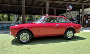 Afbeelding 4/63 van Alfa Romeo Giulia GT 1300 Junior (1971)