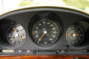 Imagen 10/19 de Mercedes-Benz 350 SE (1977)