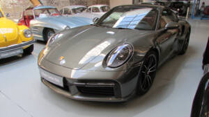 Image 8/20 of Porsche 911 Turbo (2022)
