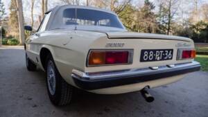 Image 11/58 of Alfa Romeo 2000 Spider Veloce (1977)