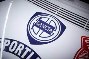 Afbeelding 25/98 van Lancia Delta HF Integrale Evoluzione I &quot;Martini 6&quot; (1992)