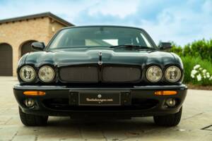 Bild 11/50 von Jaguar XJR 4.0 (2000)