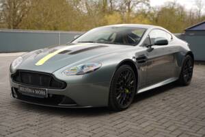 Bild 48/50 von Aston Martin V12 Vantage AMR (2017)